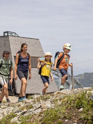Top of Alpbachtal mountain station family hike | © Hannes Sautner Shootandstyle