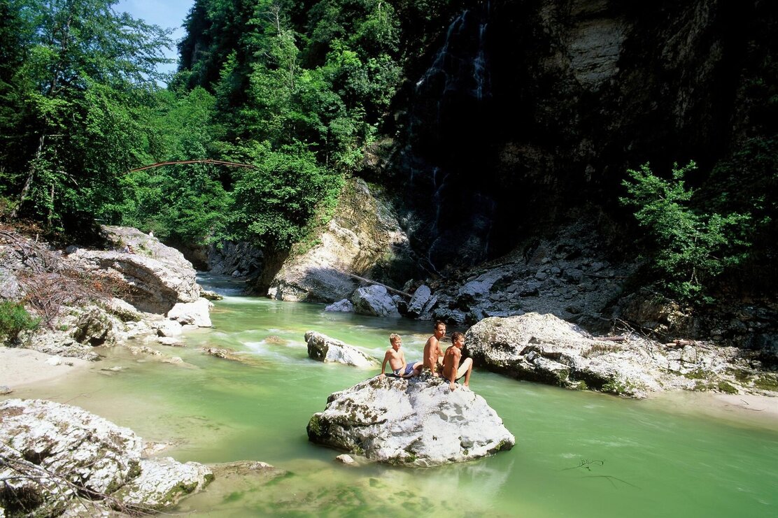 Cooling off in the Brandenberger Ache