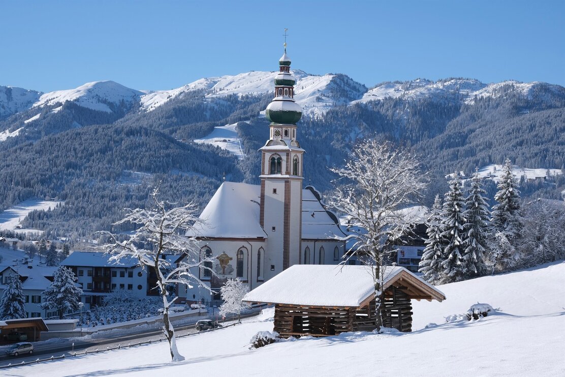 Kirche Oberau Winter | © Wildschönau Tourismus