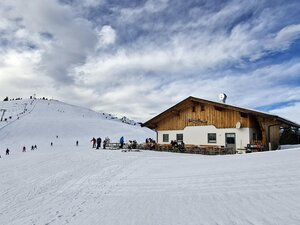 Kropfraderalm Niederau Winter | © Wildschönau Tourismus