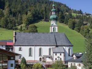 Pfarrkirche Oberau | © Landhotel Tirolerhof
