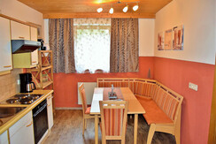 sitzecke-austria-astoria-urlaub