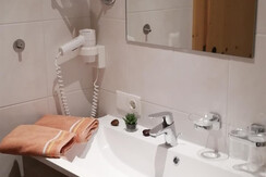 SCHÖNANGER ALM Bad (3)