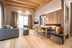 Alpine_Collection_Lr-19