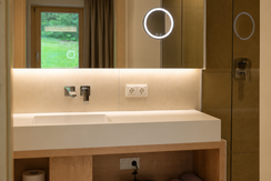 Aparthotel Iris - Einzelzimmer Waldluft Bad 1