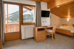 Aparthotel Iris - Familienzimmer Panorama Ausblick