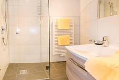 Brunner Apartment, 3 Schlafzimmer, 3 Badezimmer, B