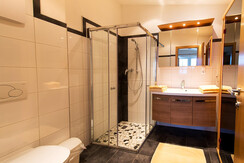 Vicky Apartment, Dusche, WC, private Infrarotkabin