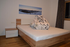 Schlafzimmer 3 (Groß)