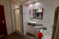 Dusche  Badewanne