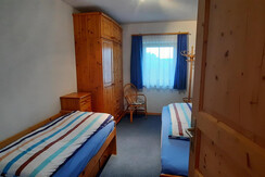 Schlafzimmer klein 1