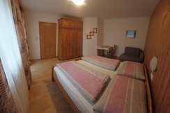 Bodenland_App1_Schlafzimmer