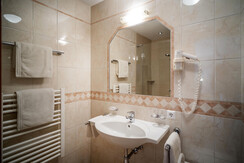 Metzgerhof_01_2026_Zimmer_1_Badezimmer_2