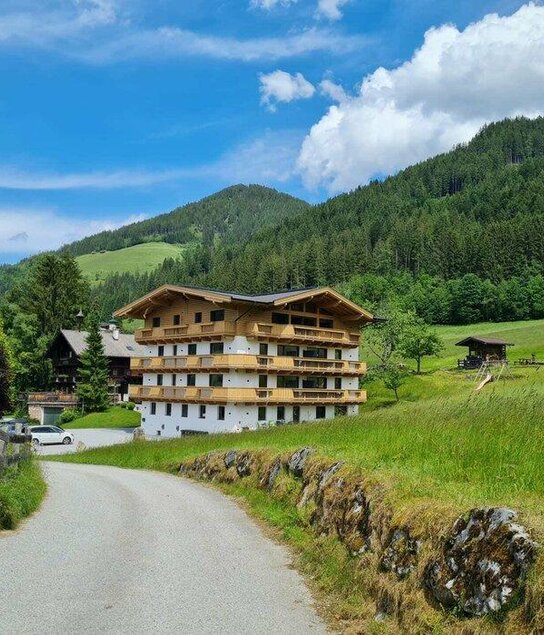 Außenansicht_Sommer