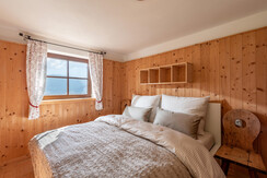 Huette_Zasten_06_2024_Schlafzimmer_1