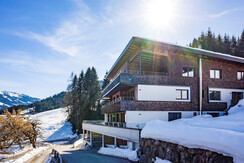 Außenansicht Bergjuwel_Winter