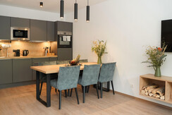 Küche und Essbereich 