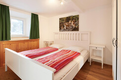 schlafzimmer-erdgeschoss-web