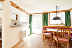 kueche-wohnzimmer-erdgeschoss-pano-web