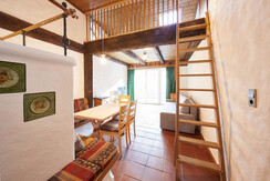 wohnzimmer-erster-stock-web