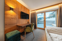 Doppelzimmer_Panorama(11)