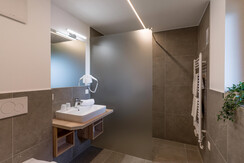 Gasthof_schoental_Egg_181_Oberau_Appartement_2_Bad