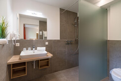 Gasthof_schoental_Egg_181_Oberau_Appartement_2_Bad