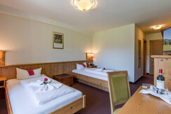 Komfort Doppelzimmer mit getrennten Betten