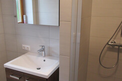 Haus Barbara Apartment Flieder Badezimmer