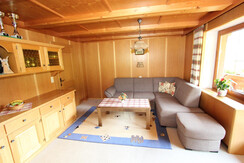 Ansicht Wohnzimmer Haus Flatscher