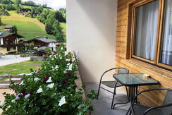 balkon_Zimmer_Hausmarjanne