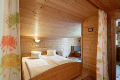 Ferienhof_Rainer_Haus_am_Wildbach_Auffach_Schlafzi