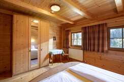 Ferienhof_Rainer_Haus_am_Wildbach_Auffach_Schlafzi