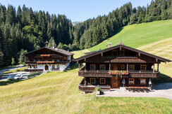 Ferienhof_Rainer_Haus_am_Wildbach_Auffach_Haus_aus