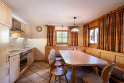 Ferienhof_Rainer_Haus_am_Wildbach_Auffach_Kueche