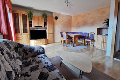 Haus Sonnegg Wohnzimme App. Gratlspitzblick