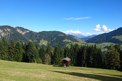 Ausblick vom Hörbighof in Thierbach auf Oberau Som