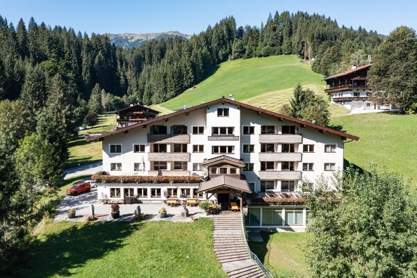 Haus_am_Wildbach_Auffach_Haus_aussen_Drohne_6