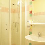 Bild von Einzelzimmer, Dusche oder Bad, WC, Balkon