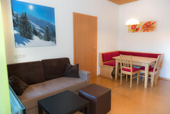Appartement Sonnenalp Schneeberger Couch