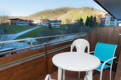 Appartement Sonnenalp Schneeberger Balkon
