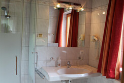 Bad Zimmer Innsbruck