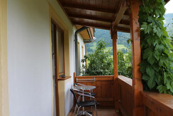 Balkon mit Laube