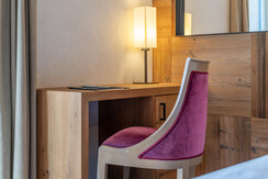 Doppelzimmer Alpin_Schreibtisch