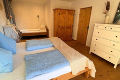 schlafzimmer1-2