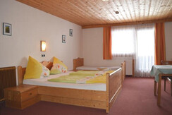 Vierbettzimmer