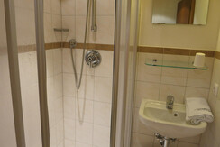 DU/WC vom Vierbettzimmer