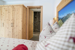 Das Familienzimmer mit eigenem Bad