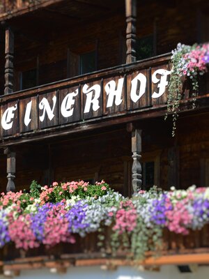 Steinerhof Fam. Thaler Oberau Krautingerbrenner