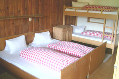 Fünfbettzimmer